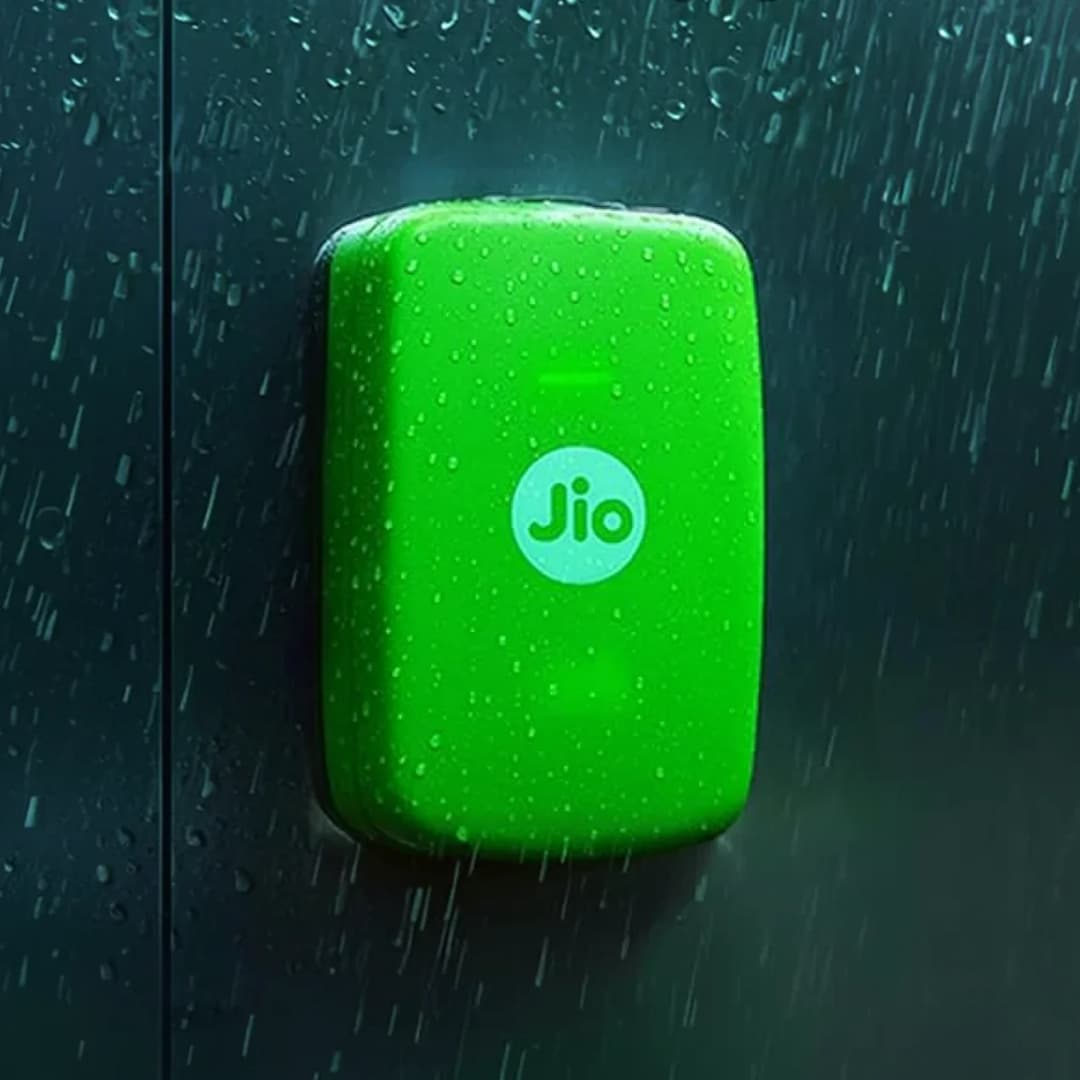 JioEV Aries 7.4 kW Pro Smart Home EV Charger